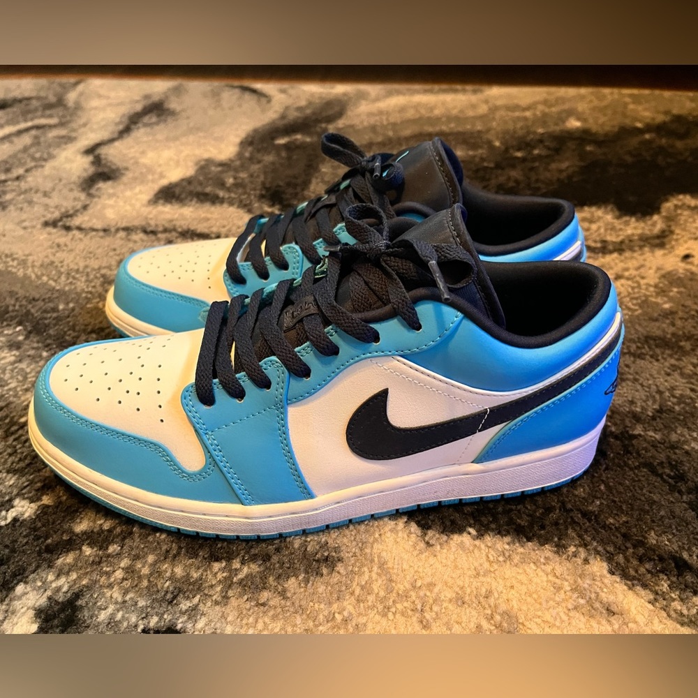 Air Jordan 1 Low UNC (2021) Size 10.5